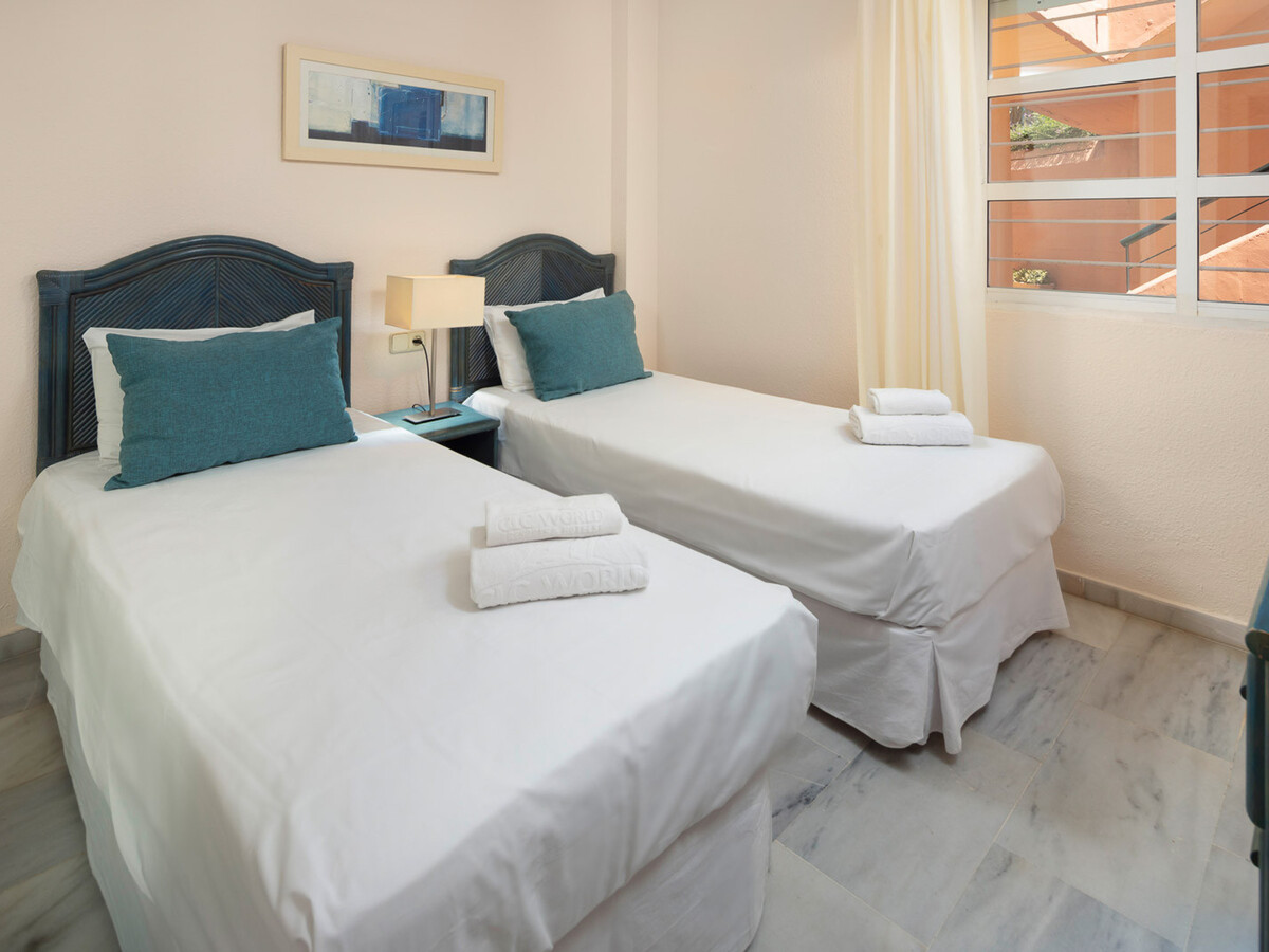 Appartement 2 chambres Mijas Costa, vue mer et piscines - Photo 16