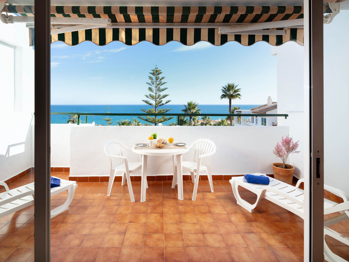 Appartement 57m² lumineux à Mijas Costa, vue mer et piscine - Photo 1