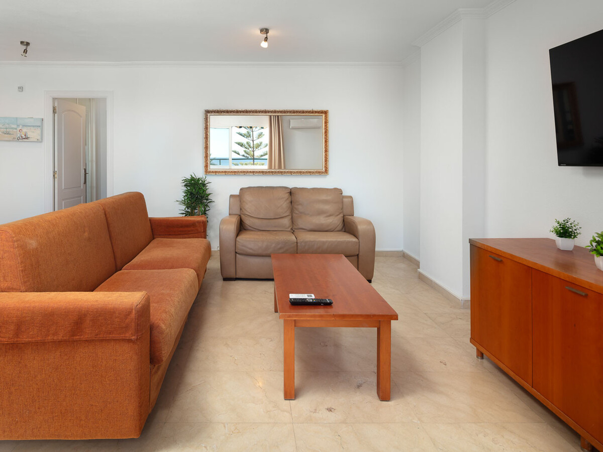 Appartement 57m² lumineux à Mijas Costa, vue mer et piscine - Photo 8