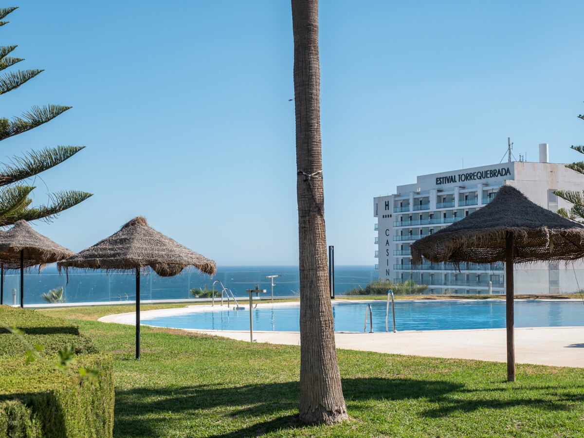 Appartement front de plage, 2 ch., terrasse à Benalmádena - Photo 1