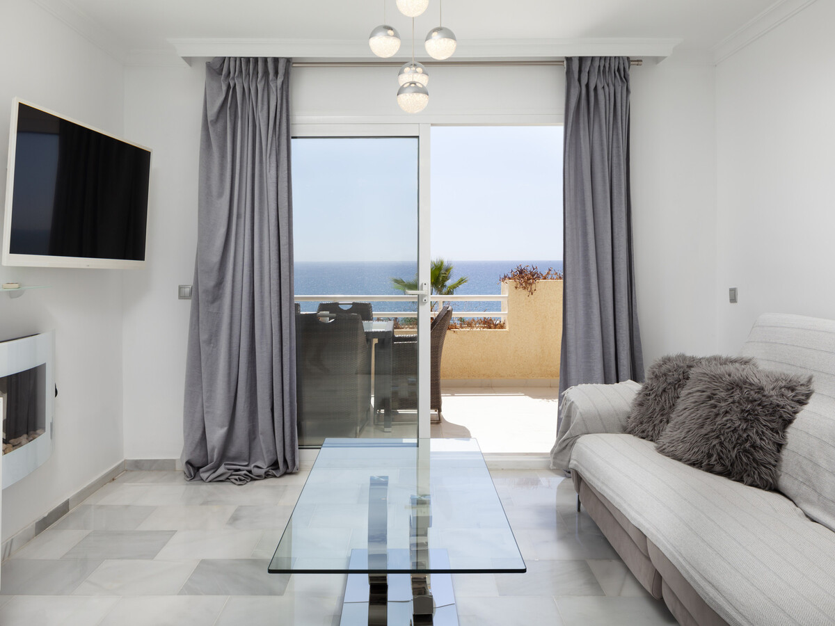 Appartement front de mer 2 chambres, piscine - Mijas Costa - Photo 5