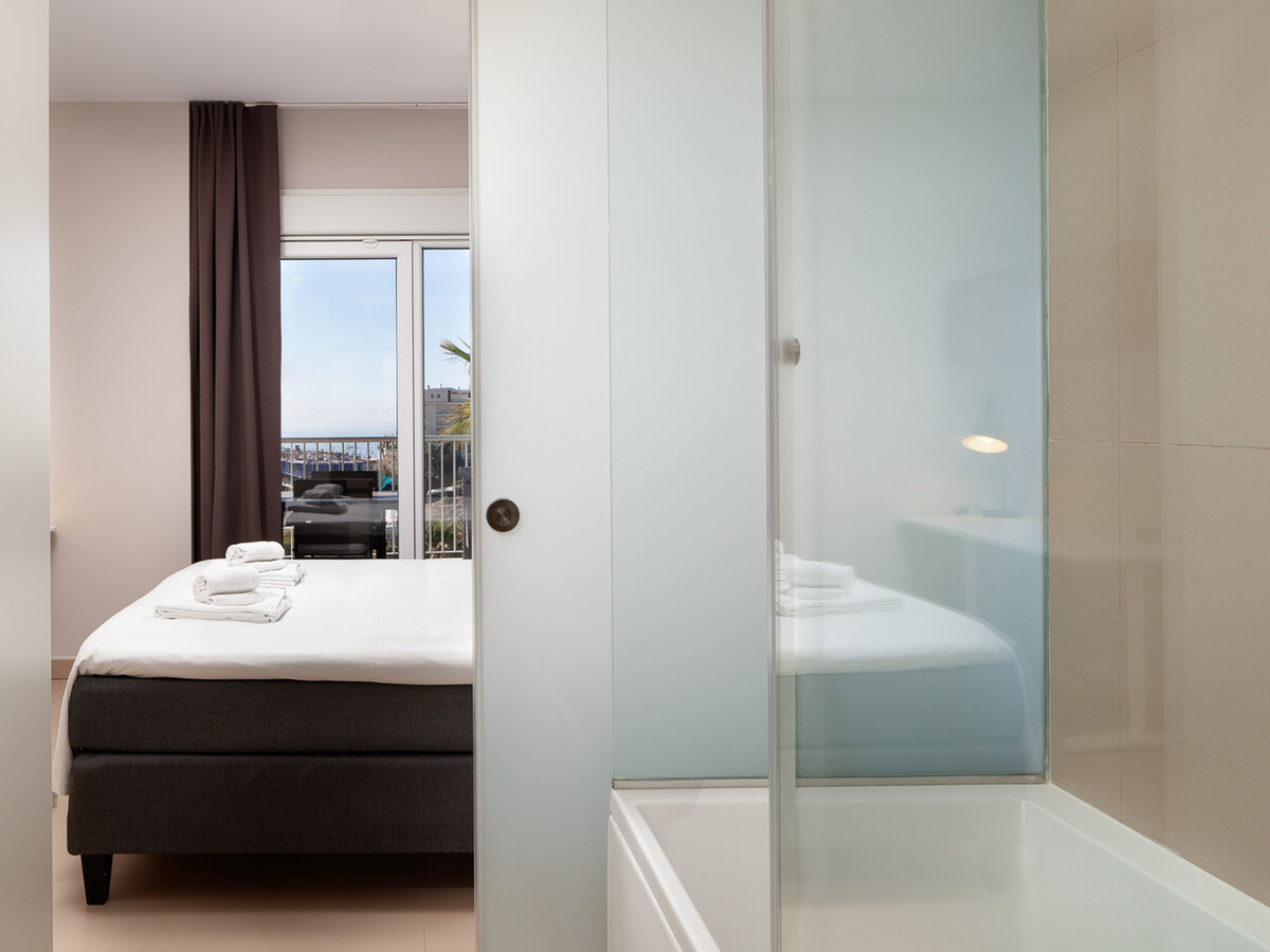 Appartement 3 chambres à Benalmádena, 35 m² terrasse - Photo 18