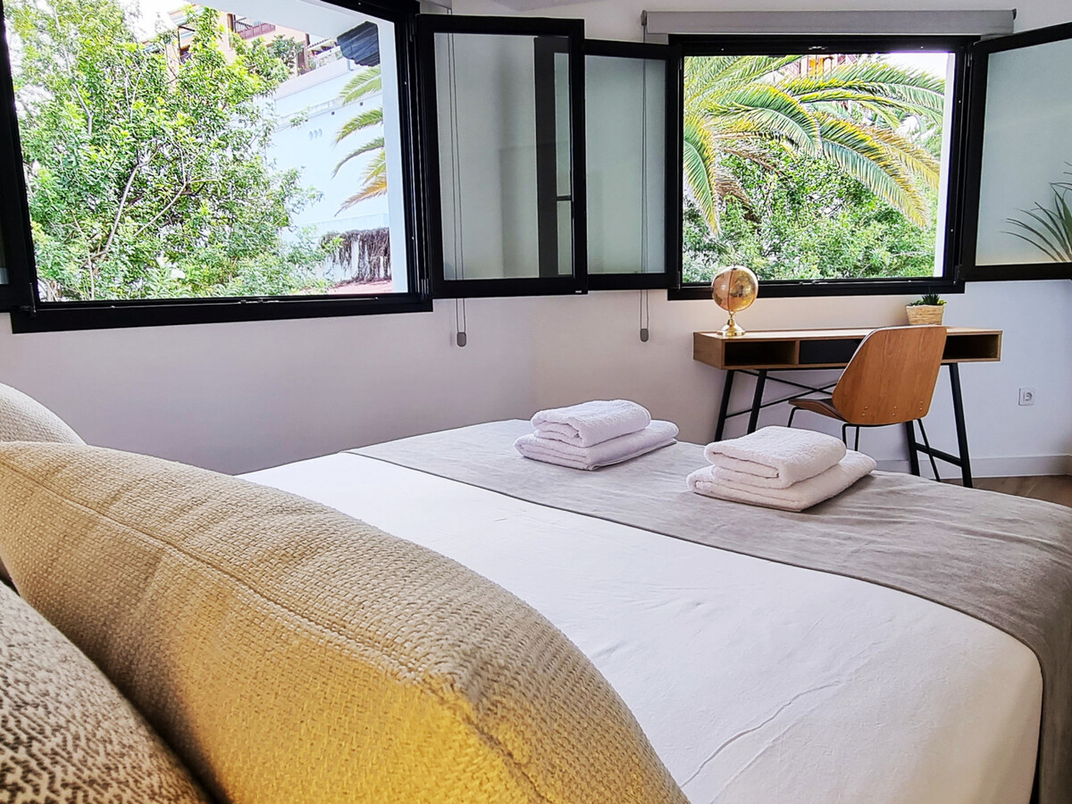 Appartement vue mer et terrasse vitrée à Puerto de la Cruz - Photo 2