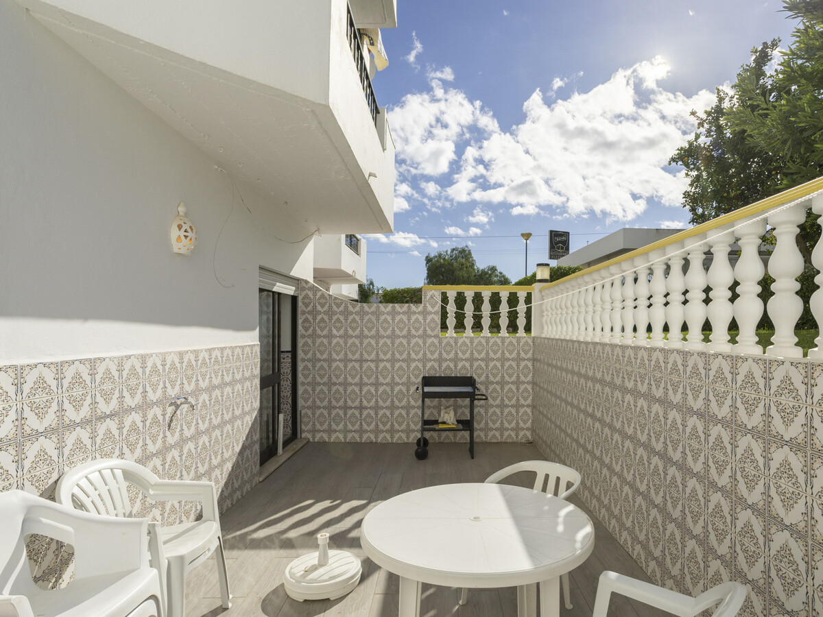 Appartement 2 chambres à Albufeira, terrasse et piscine - Photo 5
