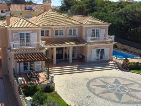 Location villa à Ericeira, Grande Villa à Ericeira avec Piscine et WiFi, Jusquà 14 Personnes