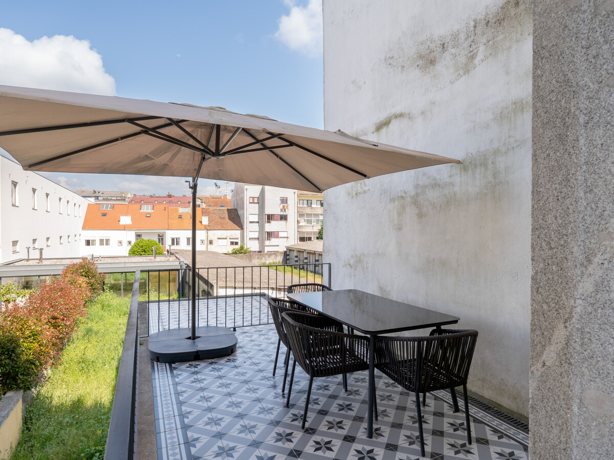 Studio avec terrasse privée au cœur de Porto - Photo 5