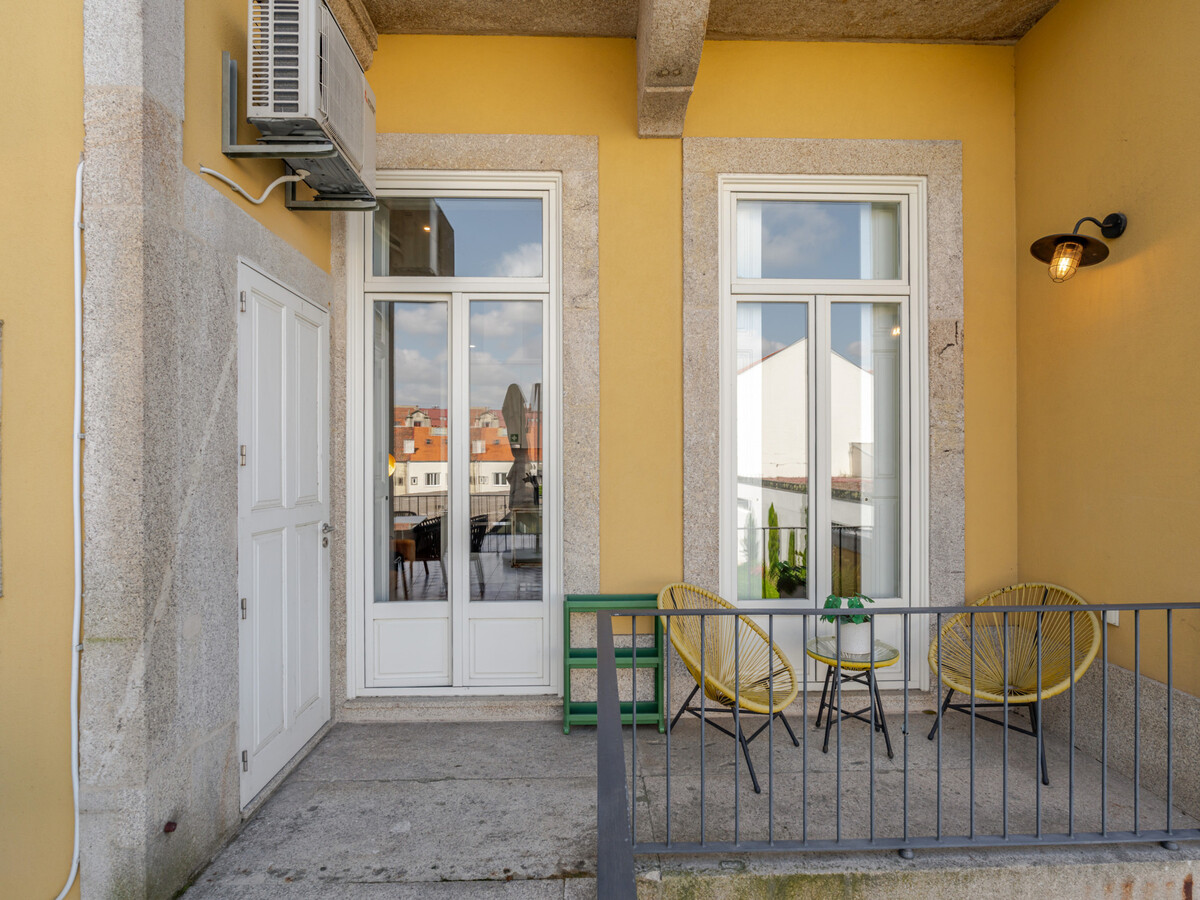Studio avec terrasse privée au cœur de Porto - Photo 6