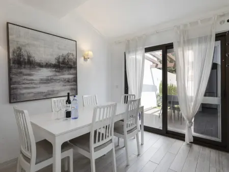 Maison 7 pers., jardin privé à 600m de la Marina : photo 11