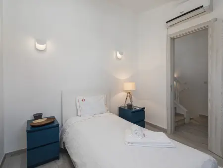 Maison 7 pers., jardin privé à 600m de la Marina : photo 24