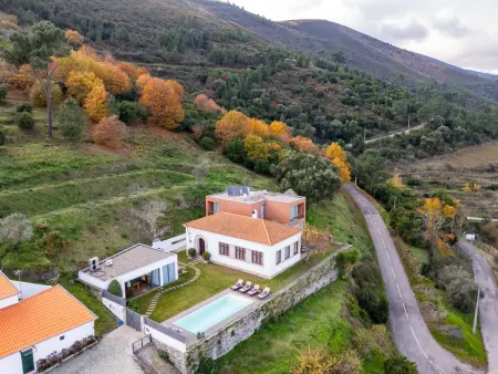 Location villa à Pinhão, Lieu des Lettres: Maison Exclusive Douro avec Piscine Privée