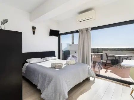 Location appartement à Tavira, Studio à Tavira avec vue sur la rivière et Wi-Fi