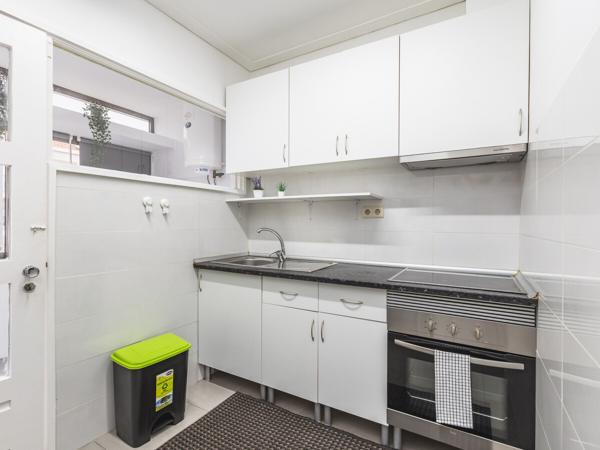 Appartement 3 pers. à Gaia, 450 m du métro Santo Ovídio - Photo 5