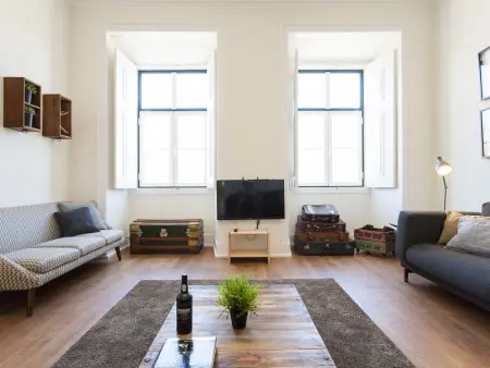 Appartement 6 chambres, 25 personnes face au Miradouro à Lisbonne : photo 3