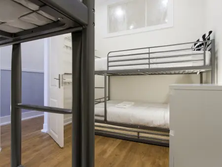 Appartement 6 chambres, 25 personnes face au Miradouro à Lisbonne : photo 29