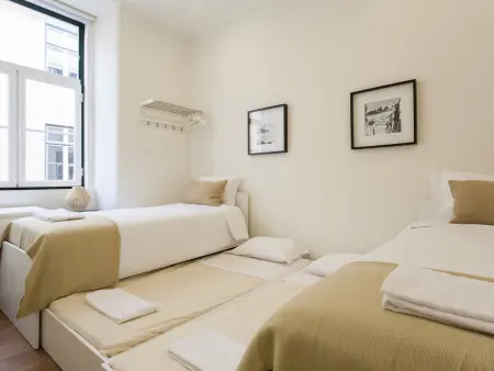 Apt 4 chambres Baixa Lisbonne, 13 personnes, centre historique : photo 16