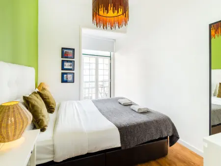 Appartement 5 chambres Chiado, 10 personnes près Praça Luís de Camões : photo 11
