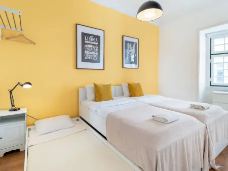Appartement 5 chambres Chiado, 10 personnes près Praça Luís de Camões : photo 15