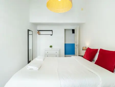 Appartement 5 chambres Chiado, 10 personnes près Praça Luís de Camões : photo 19