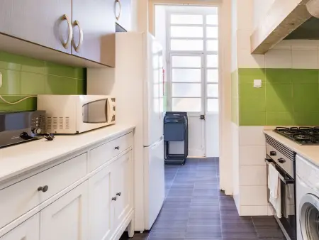 Appartement 5 chambres Chiado, 10 personnes près Praça Luís de Camões : photo 27