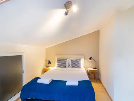 Duplex 3 chambres vue château au cœur de Lisbonne : photo 16