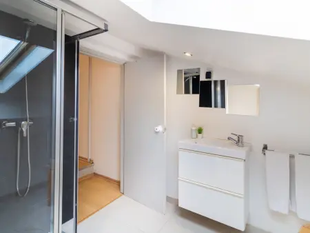 Duplex 3 chambres vue château au cœur de Lisbonne : photo 21