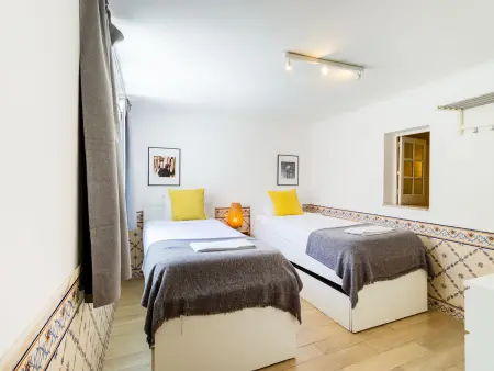 Appt 4 chambres Bairro Alto - 15 personnes, centre Lisbonne : photo 15