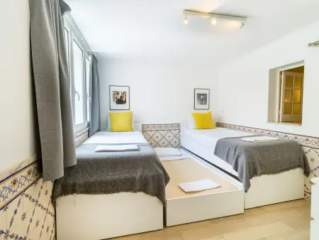 Appt 4 chambres Bairro Alto - 15 personnes, centre Lisbonne : photo 17