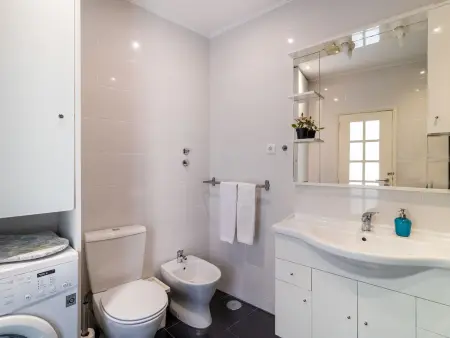Appt 4 chambres Bairro Alto - 15 personnes, centre Lisbonne : photo 24