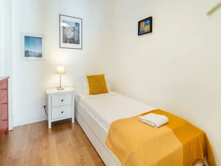 Appartement 4 chambres Chiado, 10 personnes près Praça Luís de Camões : photo 19