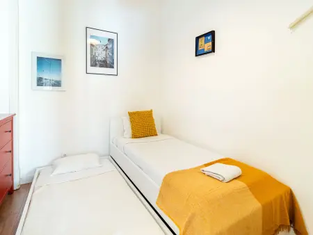 Appartement 4 chambres Chiado, 10 personnes près Praça Luís de Camões : photo 20