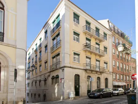 Appartement 4 chambres Chiado, 10 personnes près Praça Luís de Camões : photo 33