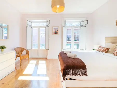 Duplex 8 chambres, 25 personnes, centre Lisbonne : photo 11