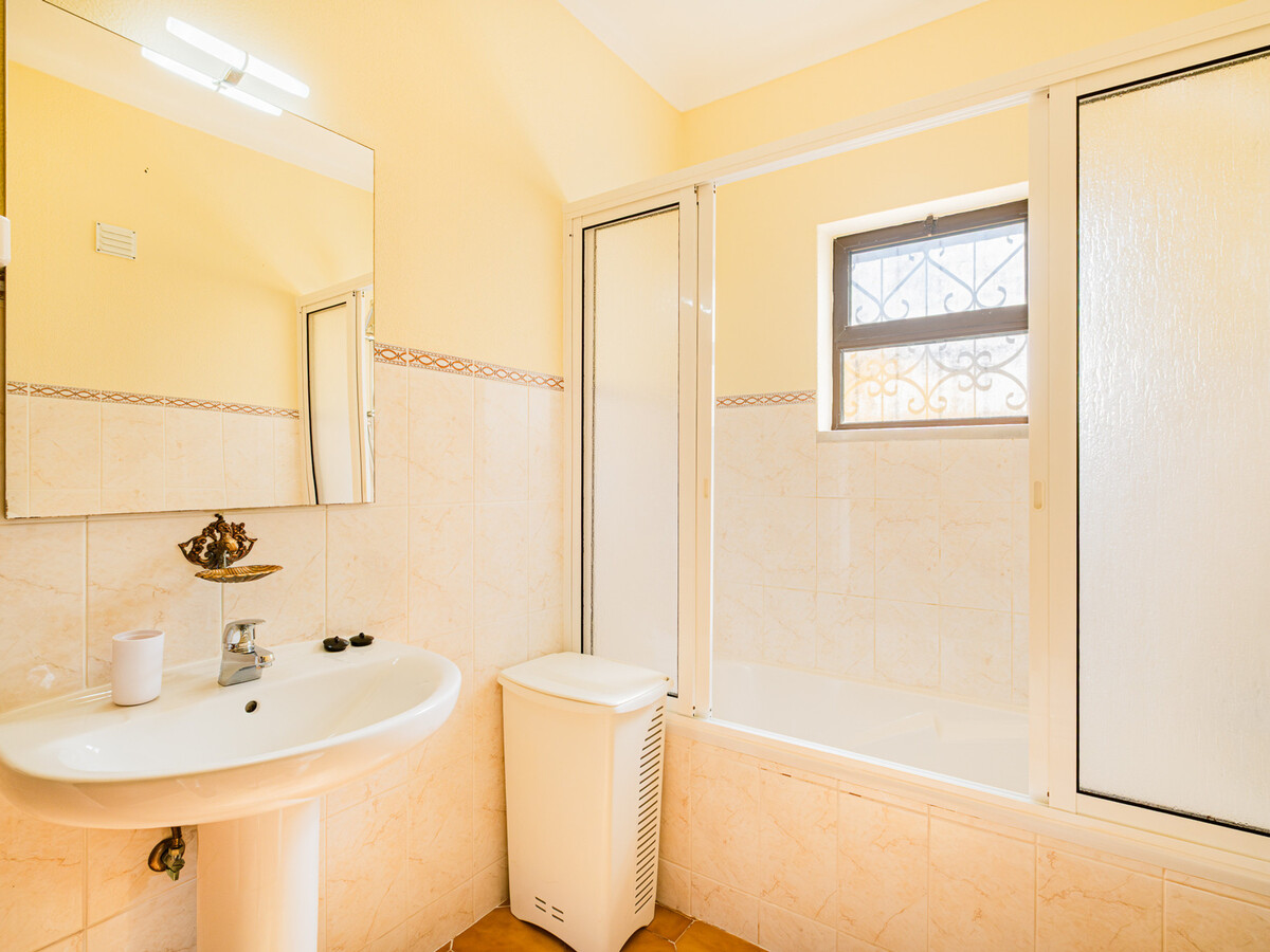 Villa Pinheiro - 7 pers, piscine privée à Albufeira - Photo 14