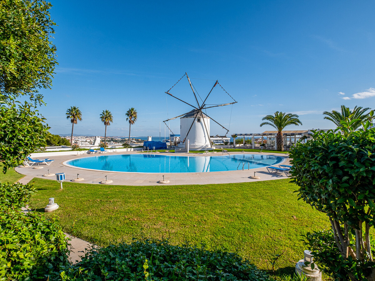 T2 rénové rez-de-chaussée, piscine & tennis à Albufeira - Photo 1