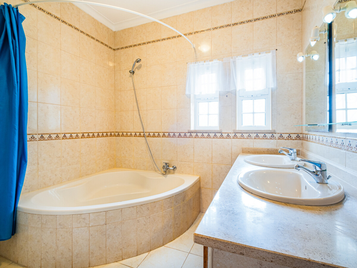 Villa Filomena Golf – 4 ch, piscine, plage à 10 min - Photo 16