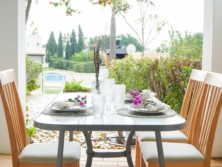 Location gite à Albufeira, Villa cosy à Albufeira avec piscine partagée, 3 chambres pour 6 personnes