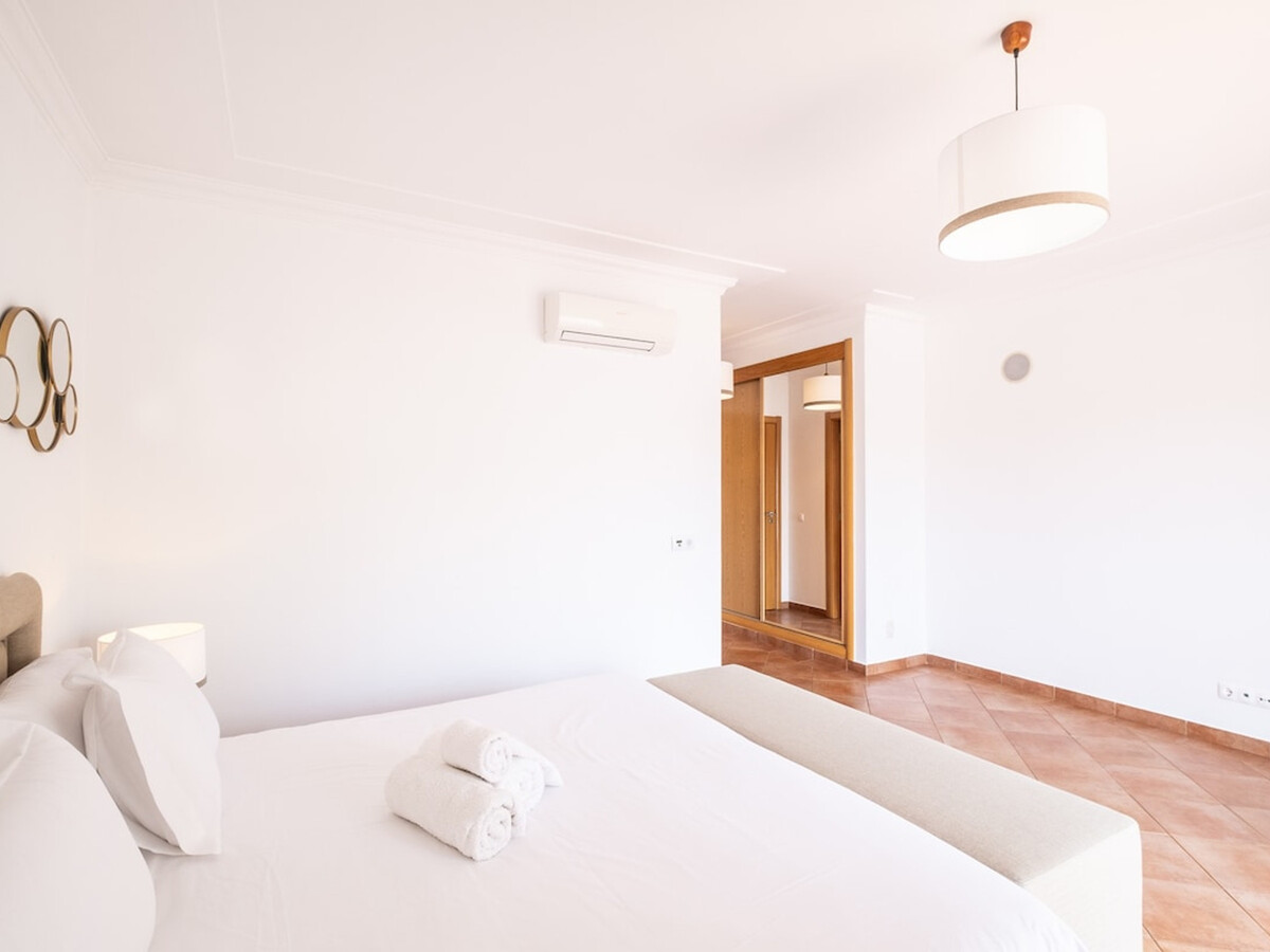 Villa 6 pers. 2 chambres avec piscines et tennis à Albufeira - Photo 12