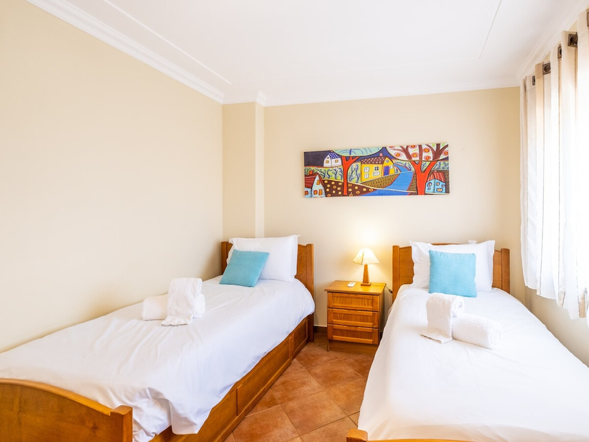 Villa 6 pers. 2 chambres avec piscines et tennis à Albufeira - Photo 14