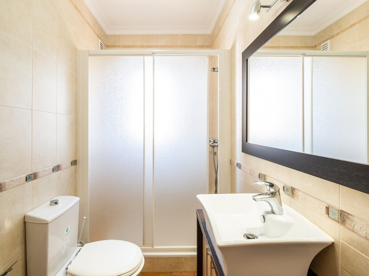 Villa 6 pers. 2 chambres avec piscines et tennis à Albufeira - Photo 17