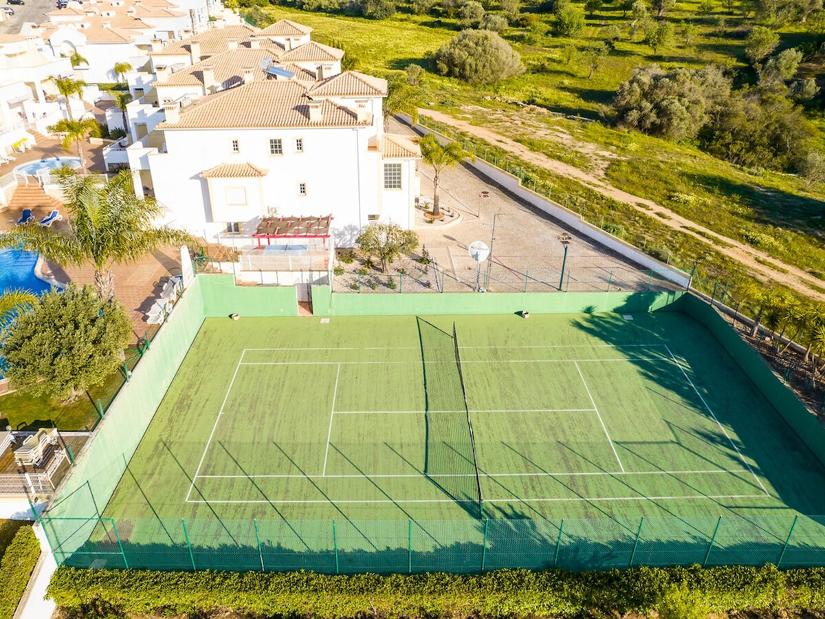 Villa 6 pers. 2 chambres avec piscines et tennis à Albufeira - Photo 23