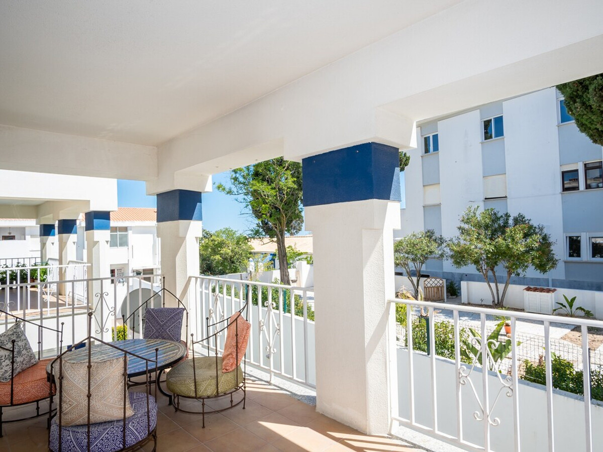 Appartement 2 chambres Albufeira, balcon et piscine - Photo 1