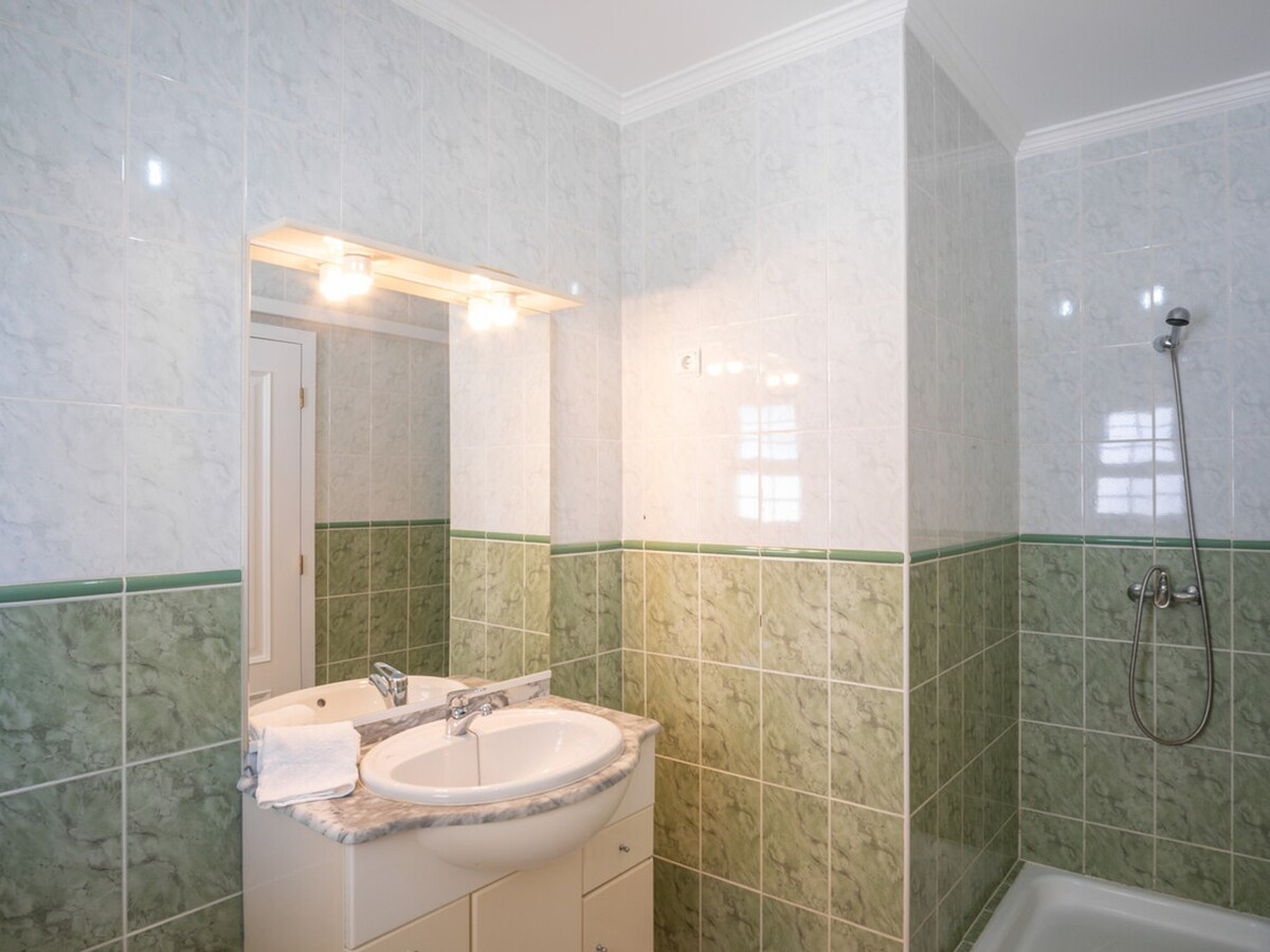 Appartement 2 chambres Albufeira, balcon et piscine - Photo 7