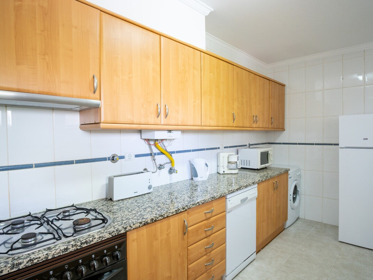 Appartement 2 chambres Albufeira, balcon et piscine - Photo 16