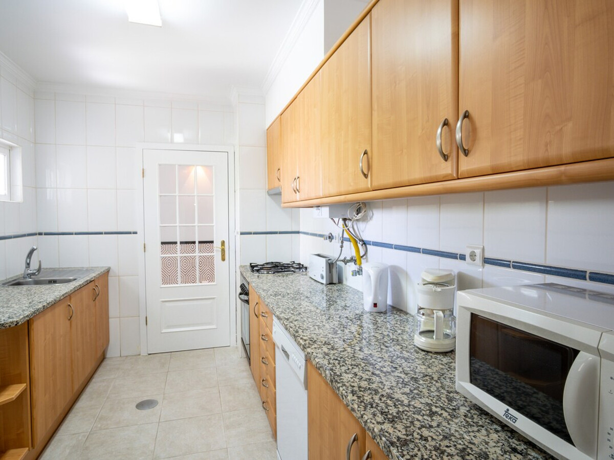 Appartement 2 chambres Albufeira, balcon et piscine - Photo 17