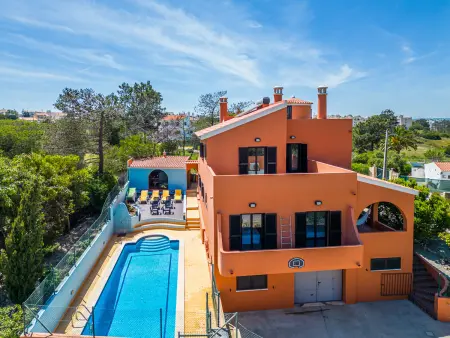 Location villa à Albufeira, Villa spacieuse à Albufeira avec piscine privée et climatisation