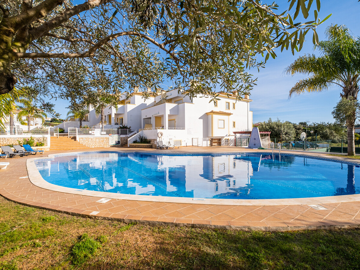 Appartement 2 Chambres, 15 Min d'Albufeira avec Piscine - Photo 2