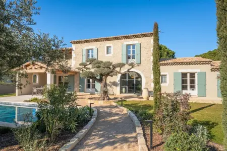 Location appartement à Saint Rémy de Provence, Villa tout confort à Saint-Rémy-de-Provence