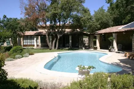 Location appartement à Gordes, Villa provençale au cœur du Luberon