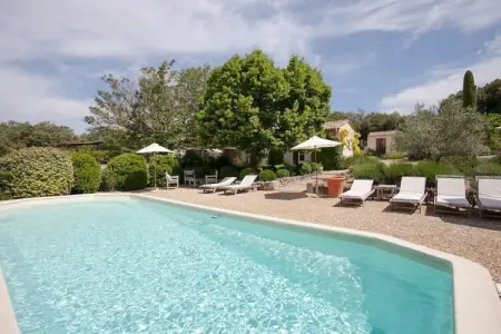 Location appartement à Gordes, Villa paisible dans le Luberon