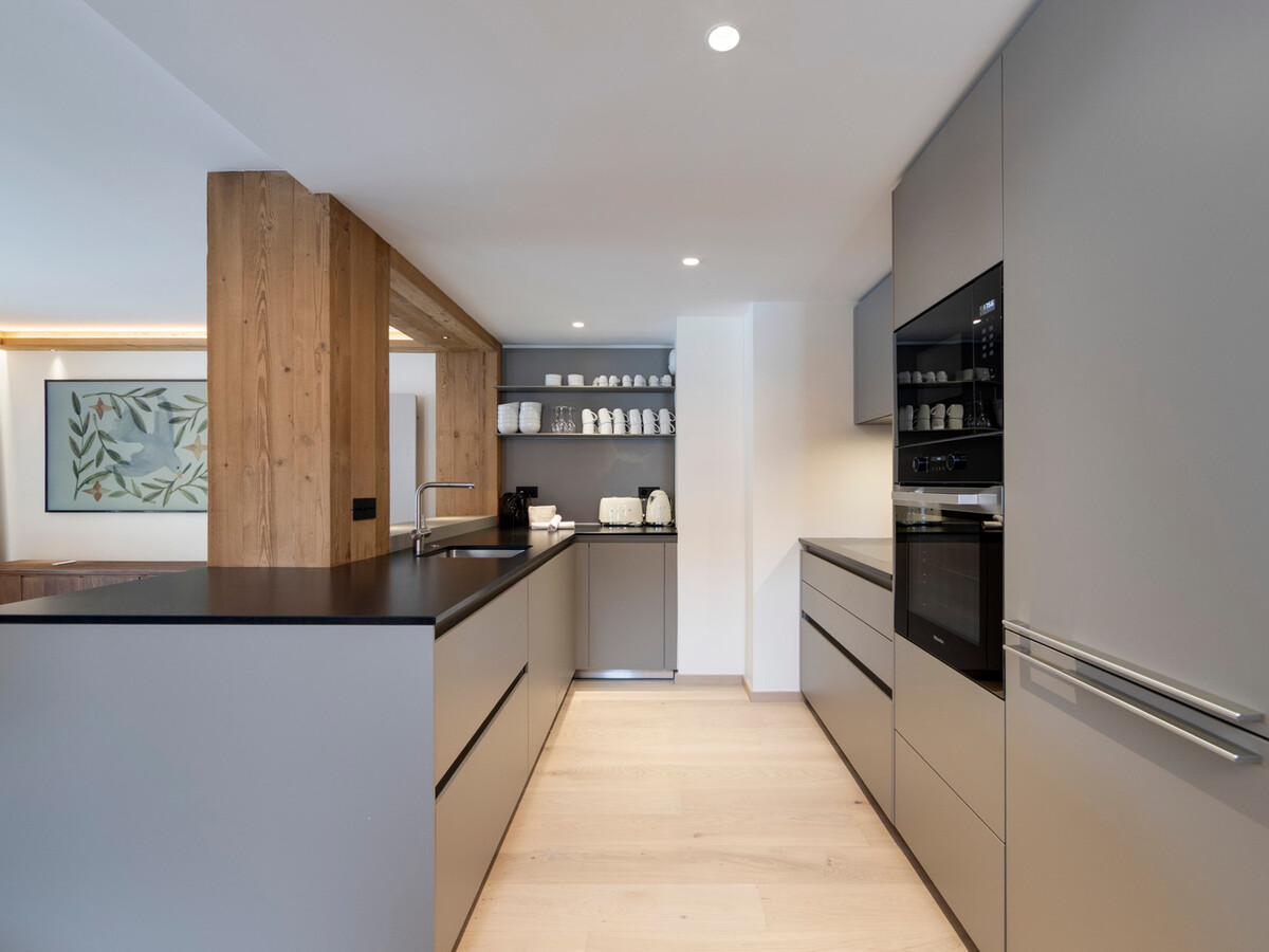 Duplex alpin 120 m², 4 chambres, cheminée à Val-d'Isère - Photo 3